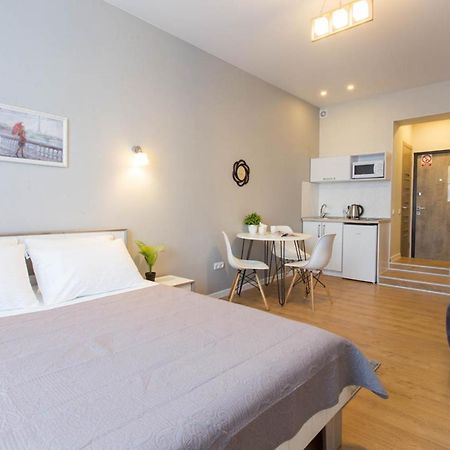 New Studio, Metro Yaroslava Mudroho And Universytet - Chernyshevska Str 95-3 Charków Zewnętrze zdjęcie
